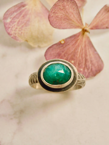 Emeralda Emerald Ring